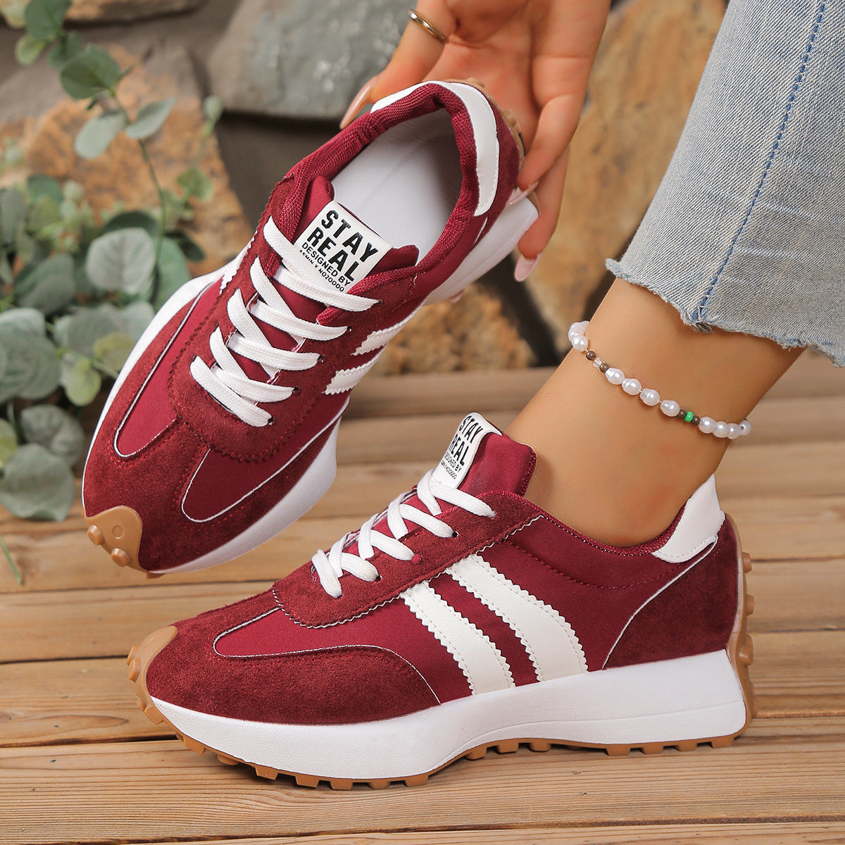 Chunky-soled Casual Sports Shoe